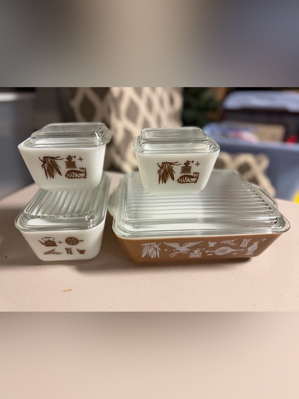 Vintage Pyrex Early American Brown and White Fridgies